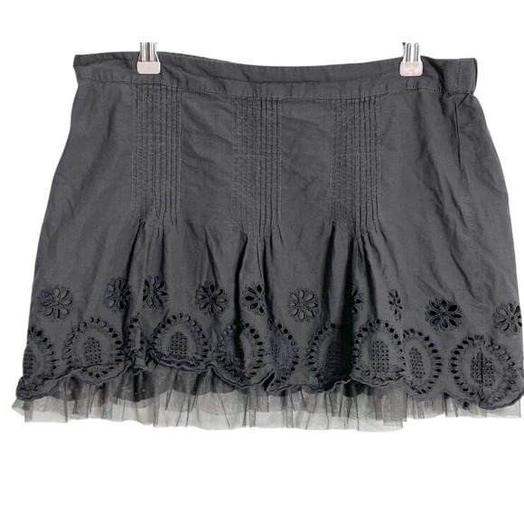 aerie Dresses & Skirts - Aerie Tulle Trim  Eyelet Floral Gray Cotton Skirt Medium Fairy Whimsigoth